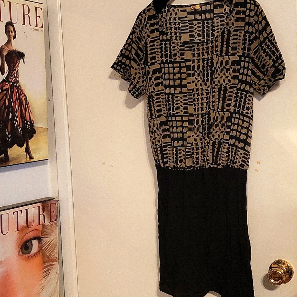 ♡Beautiful dressy black and Brown dress A is for Audrey  is the brand #1